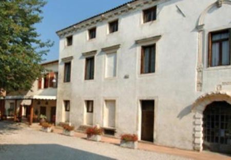 Agriturismo Il Palazzone 몬테갈다 외부 사진
