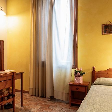 Agriturismo Il Palazzone 몬테갈다 외부 사진